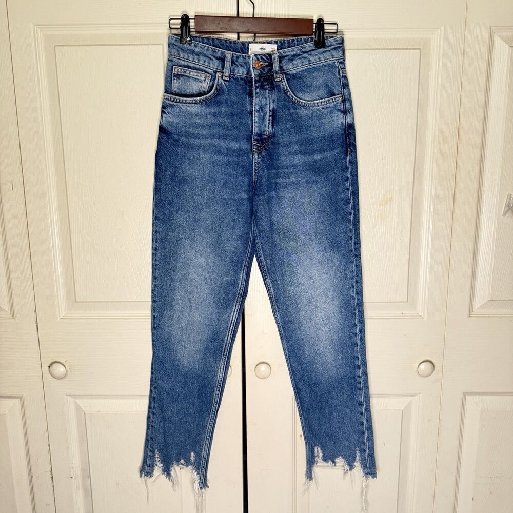 Women’s MNG Distressed Jeans High Waist Straight Leg Size 2 Medium Wash